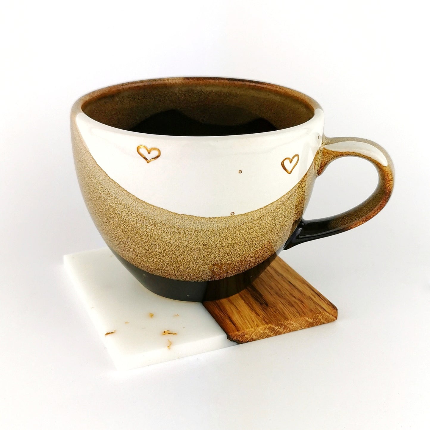 Gold Hearts Cups With Coasters - Ceramic Connoisseur